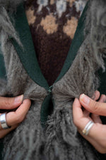 Load image into Gallery viewer, Porres Coat
